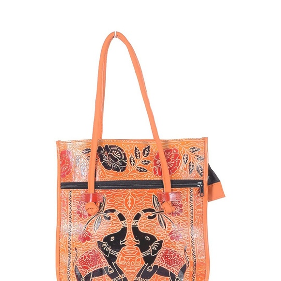HAPPY ELEPHANT Leather Woven Tote - Picture 5 of 5